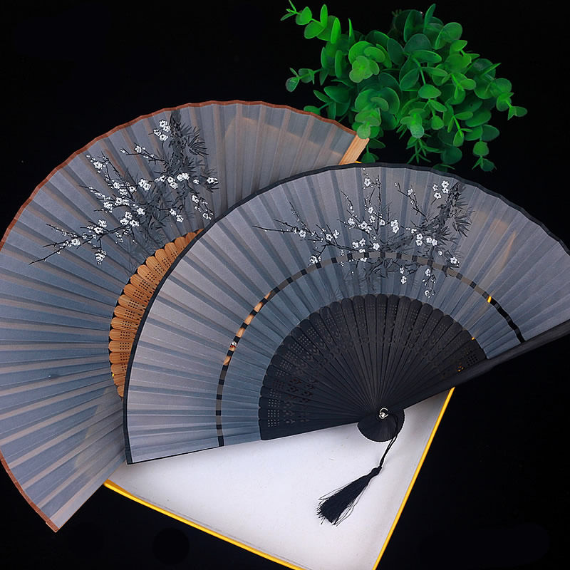 Chinese fan folding fan ancient style women's summer portable folding ancient Han clothing ancient costume classical tassel small bamboo fan