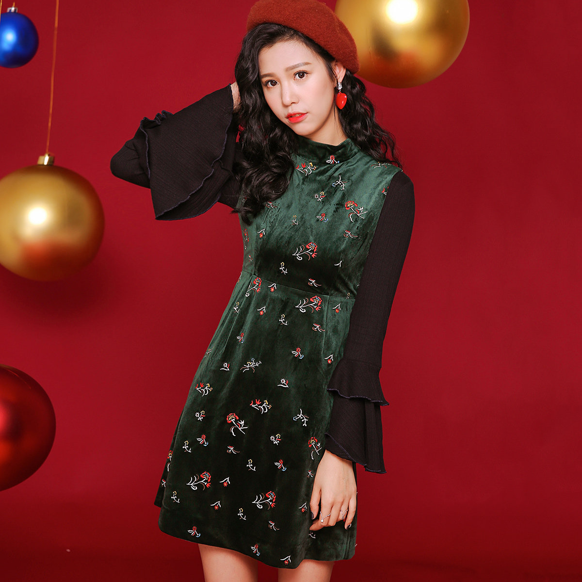 ANN 2016冬新款 复古重工花卉刺绣高领圣诞礼服连衣裙CL382