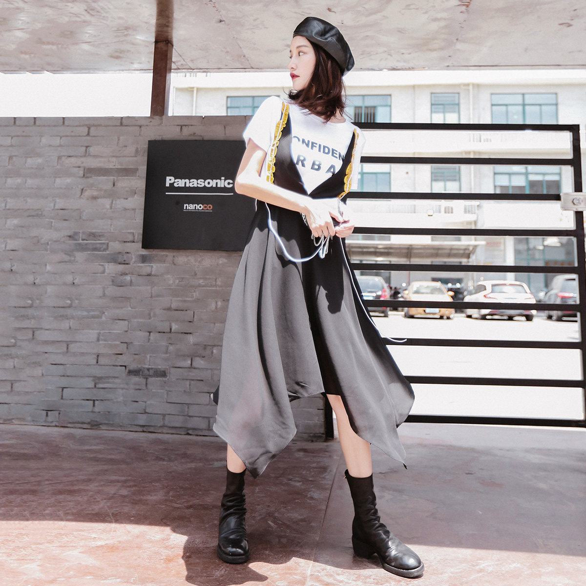 吊带连衣裙中长款2017秋装新款甜美木耳边高腰不规则a字V领女