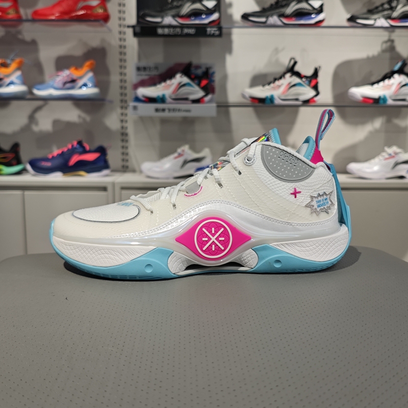 Li-Ning Wade Phantom 5 Competition Low-Top Basketball Shoes for Men, Shock-Absorbing, Wear-Resistant, Rebound, Grip, Practical Sports Shoes