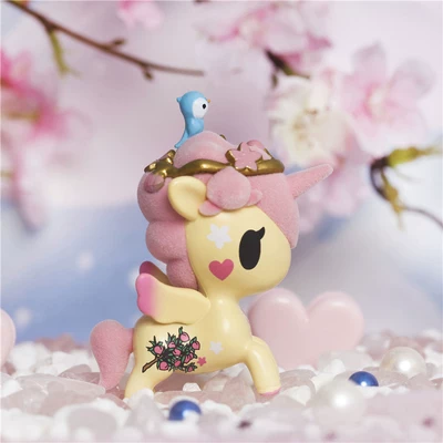 Бесплатная доставка Spot Popmart Bubble Mart Tokidoki Единорог 8-е поколение Слепой Слепой Скрытая Магия Кристаллическое Космос