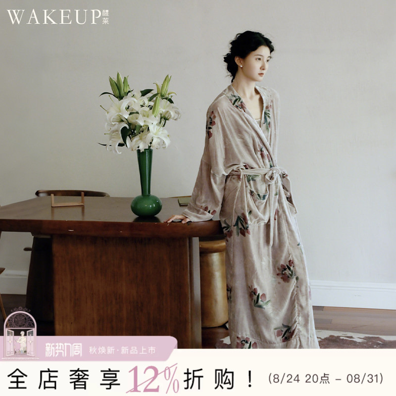 Wakeup Wake up Autumn and Winter New Product Printed Silk Velvet Nightgown High-End Warm Mulberry Silk Bathrobe Can Be Worn Outside