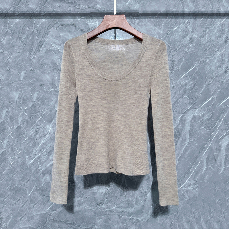 German Yangzi Yarn U-Neck Long-Sleeve Stretch Knit Sweater for Women, 100% Merino Wool, Seamless One-Piece, 18-Gauge