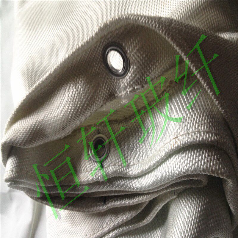 2 m * 4 m Fire Protection Fire Fire Blankets High Density Fiberglass Hotel Petrol Station Electric Welding Thickness 1MM