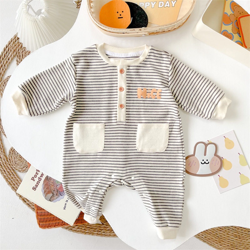 2021 Fall Korean version of the new male and female baby striped dress Harvest baby bag fart long sleeve baby