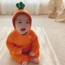 Baby autumn and winter velvet coat Baby carrot climbing suit ins Korean version of the cute baby out of the one-piece thick