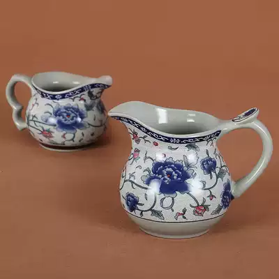 Blue and white porcelain fair cup cup tea divider Gongdao cup tea drain Jingdezhen Ceramic Gongfu tea set Tea Haigong Cup