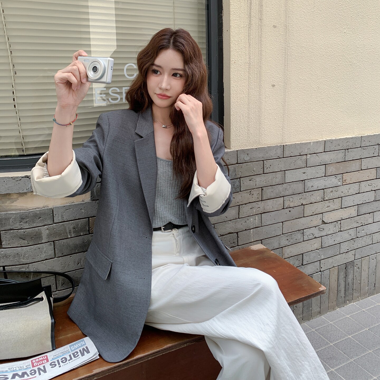 灰色设计感西装外套女2025秋季新款独特别致宽松休闲廓形西服上衣,女装短外套,2C307