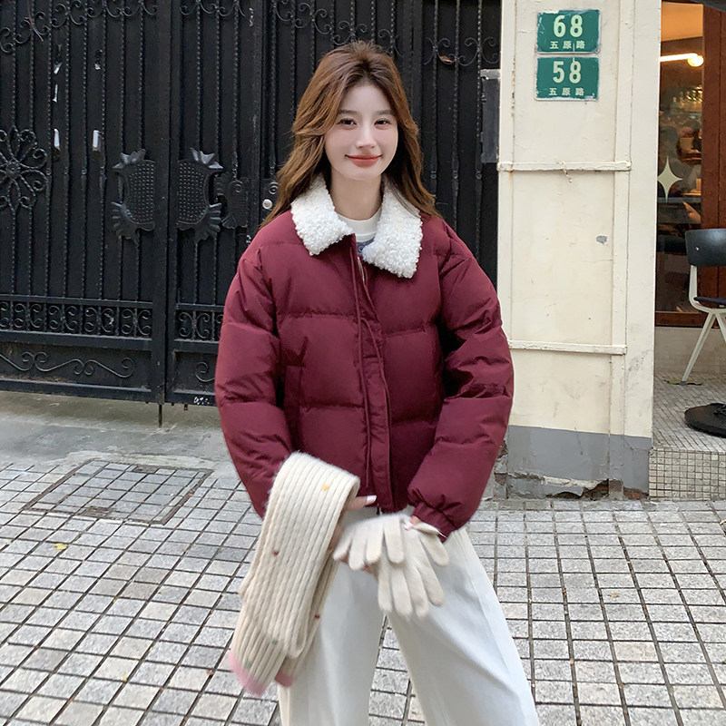 酒红色白鸭绒羽绒服羊羔毛翻领女冬季新款小个子加厚短款外套,女装羽绒服,2C009