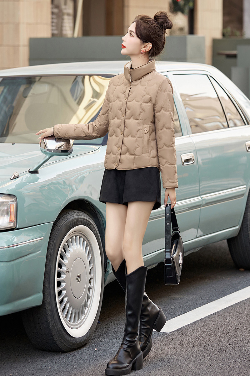 时尚洋气轻薄拼色棉服女2025冬季新款韩版宽松小个子外套,女装棉衣/棉服,自然秀