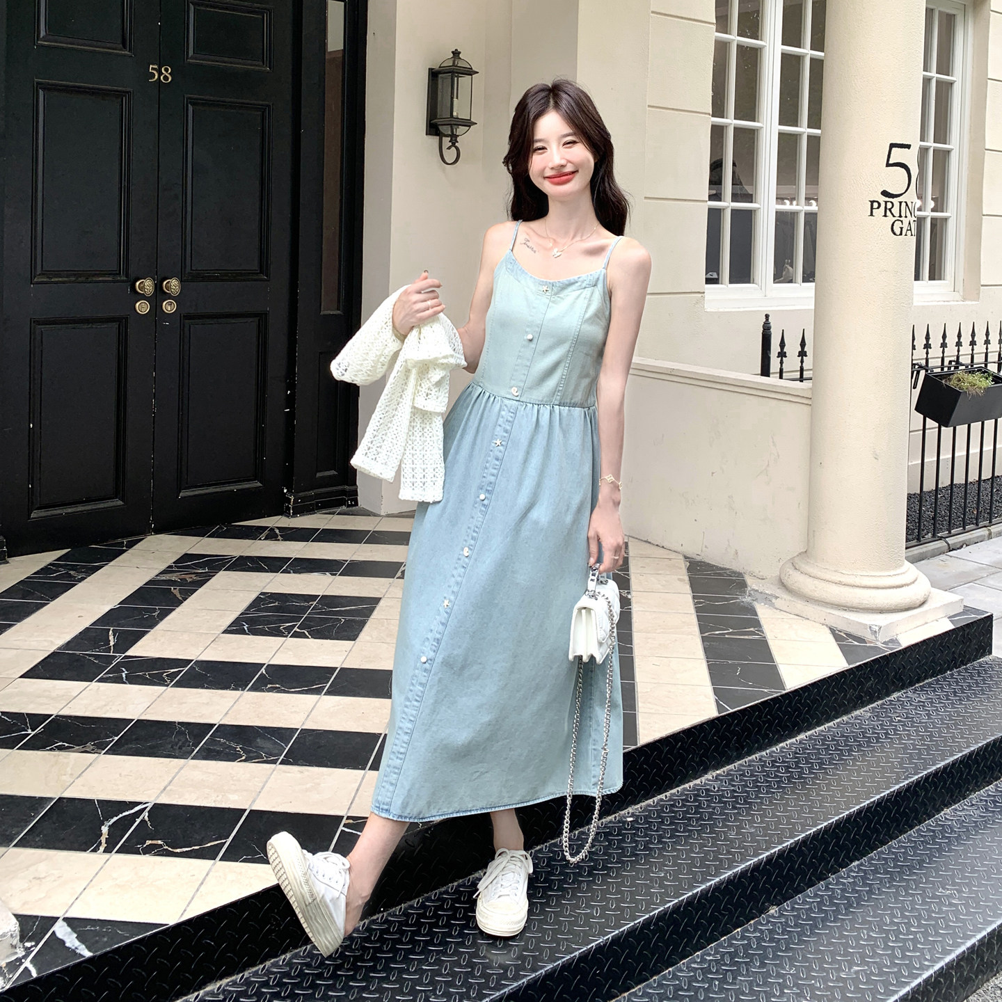 休闲风穿搭牛仔吊带连衣裙配开衫女初春秋超火好看高级感长裙套装,女装套装/套裙,2C266