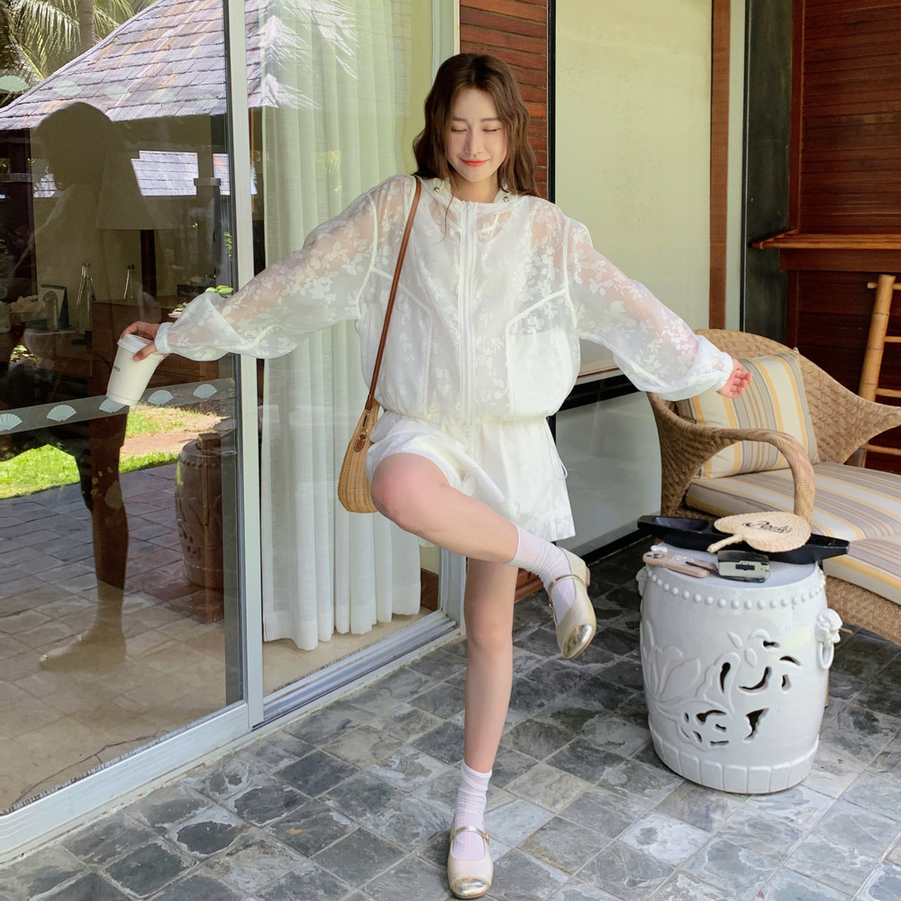 轻薄蕾丝刺绣防晒套装女2025夏季学院风日系连帽上衣高腰短裤套装,女装套装/套裙,2C259