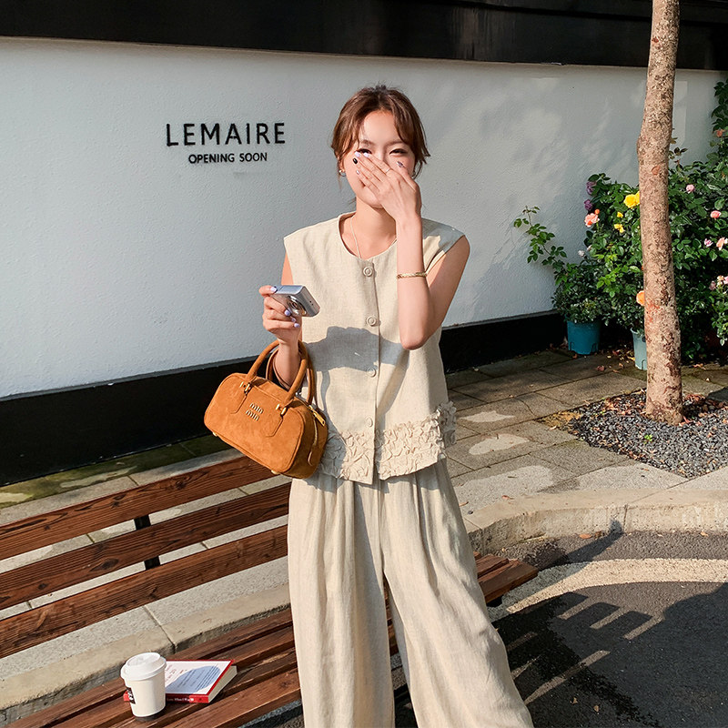 棉麻马甲阔腿裤套装女夏2025新款超火大方得体穿搭又酷又飒两件套,女装套装/套裙,2C015
