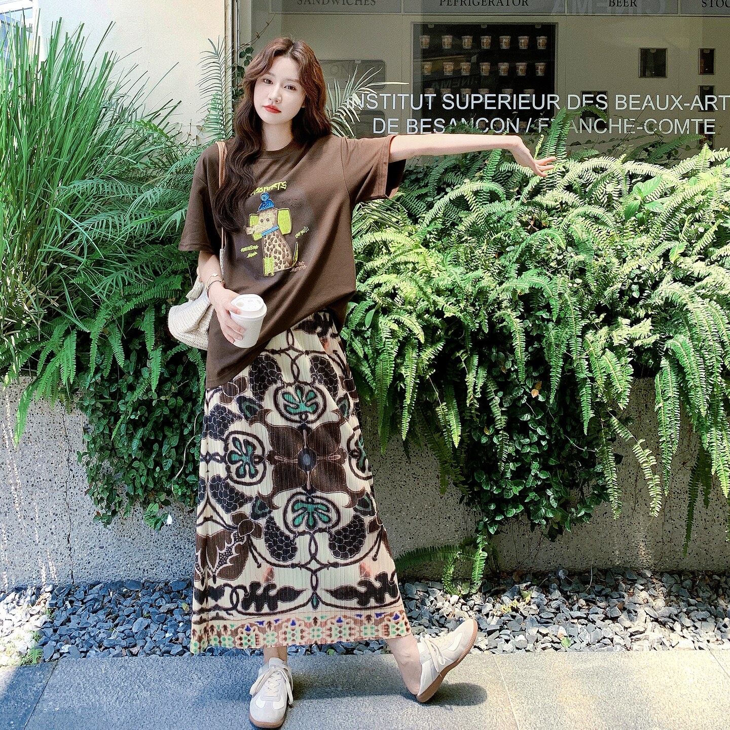 卡通印花T恤碎花半身裙套装女夏大方得体流行两件套韩系减龄超火,女装连衣裙,2D008