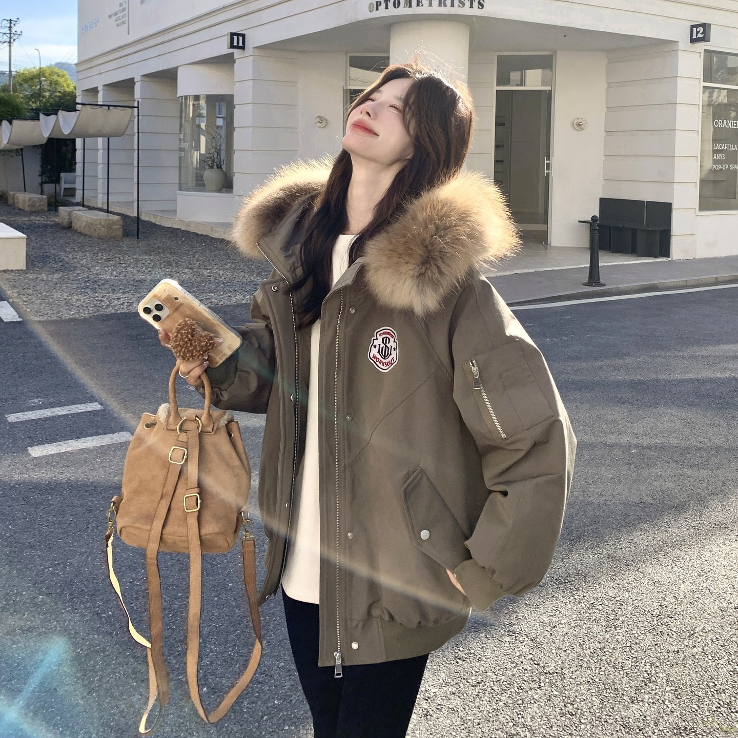 美式工装风毛领派克服女冬季保暖连帽外套军绿色加厚高级感羽绒服,女装羽绒服,2C166