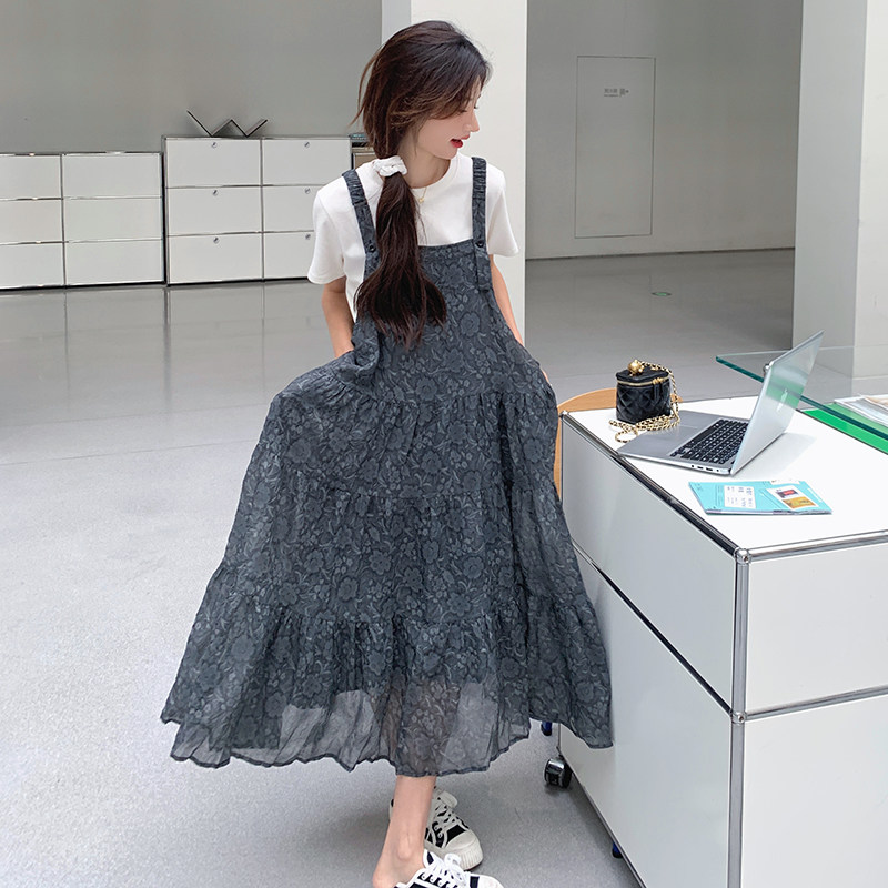 宽松慵懒风碎花背带连衣裙女夏2025年新款高级感吊带长裙两件套装,女装连衣裙,2D043