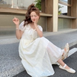 米色