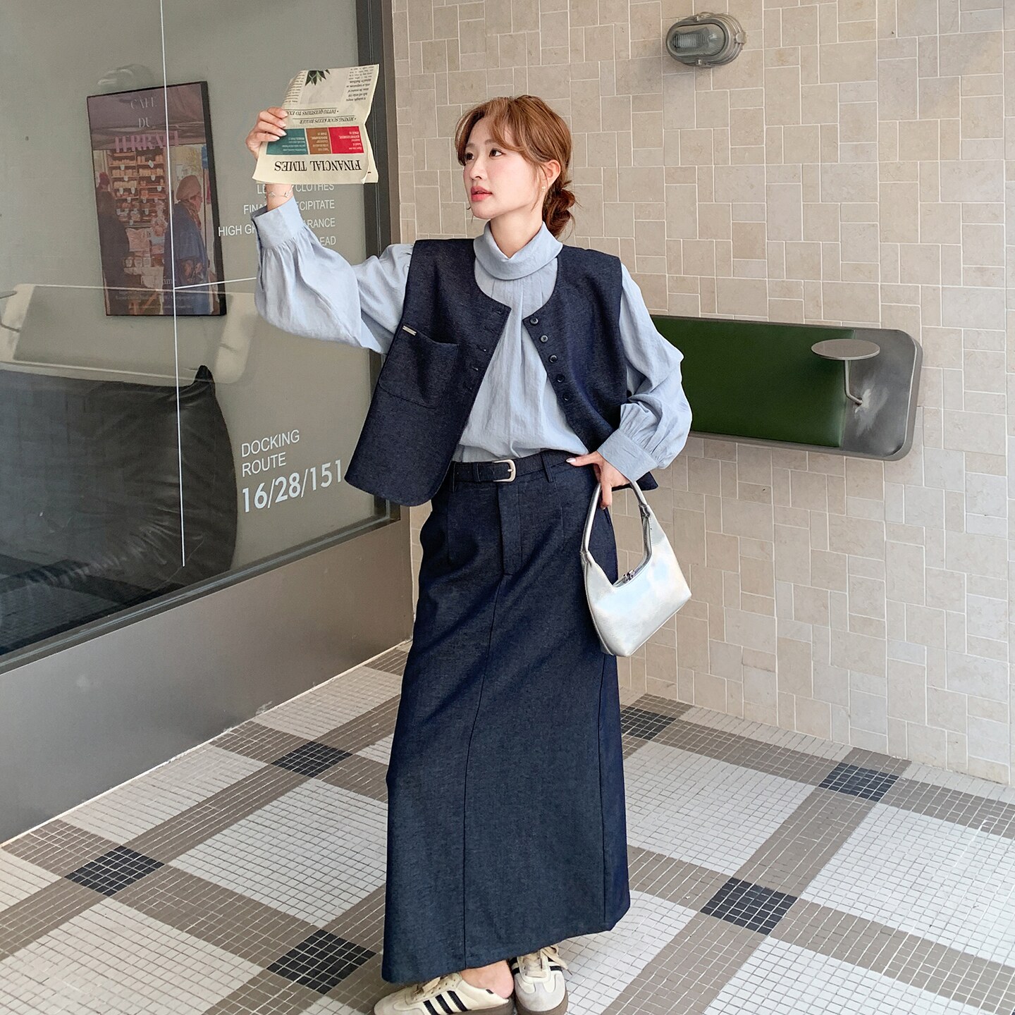 深蓝色马甲套装裙女2025秋季新款显瘦轻熟风长袖衬衫半身裙三件套,女装套装/套裙,2D035