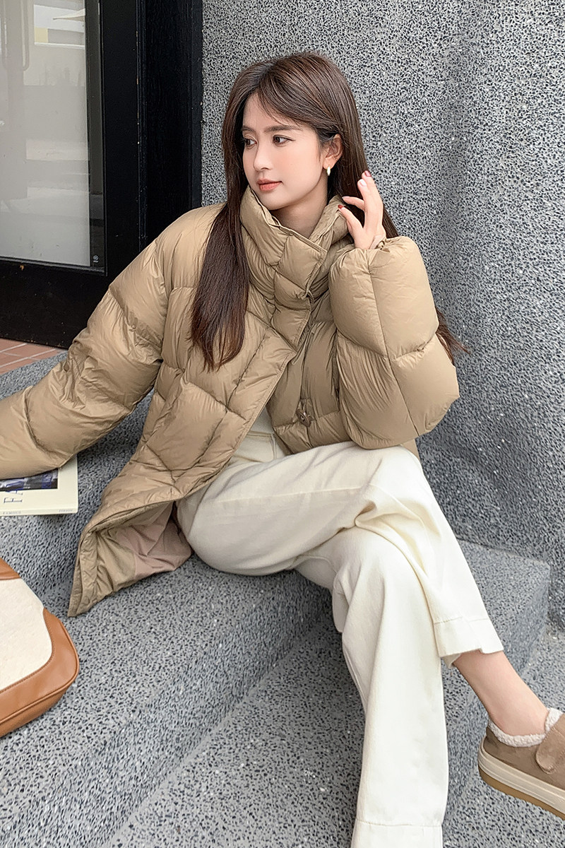 【现货】新标90绒天蓝色办高领羽绒服P300K439,女装羽绒服,2C262