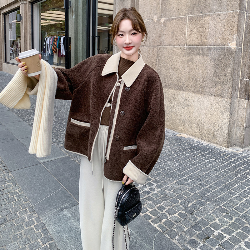 撞色翻领软糯羊羔毛外套女冬季新款韩系chic小个子加厚减龄短棉服,女装棉衣/棉服,2C203