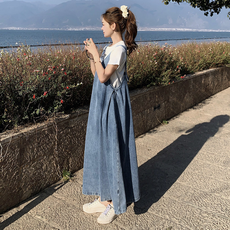 挂脖式夏季背带裙休闲风连衣裙大码长裙显瘦韩版夏装大码显瘦时尚,女装连衣裙,2D043