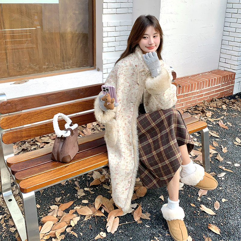 新品现货加厚加棉呢大衣A95-P210-K298,女装毛呢外套,2C073