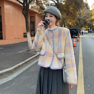气质感格子小香风羽绒服女秋冬2025新款超火好看高级小众轻薄外套图片