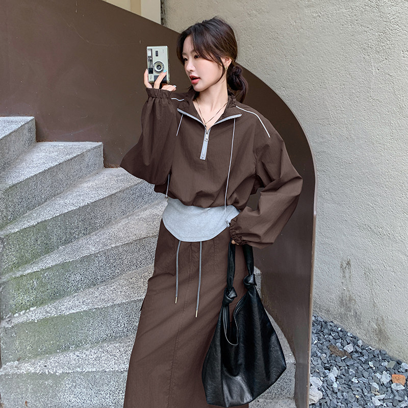 韩系氛围感冲锋衣工装套装女秋2025新款两件套chic减龄休闲半身裙,女装套装/套裙,2C203