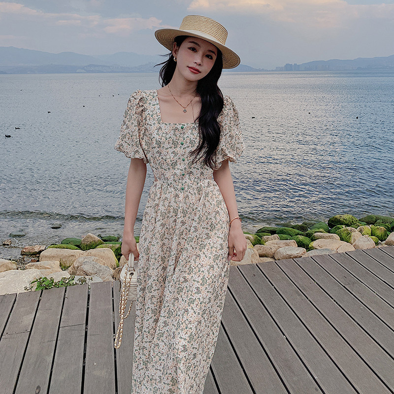 泡泡袖露腰连碎花衣裙女2023夏新款法式温柔风高级感别致茶歇裙子,女装连衣裙,2C316