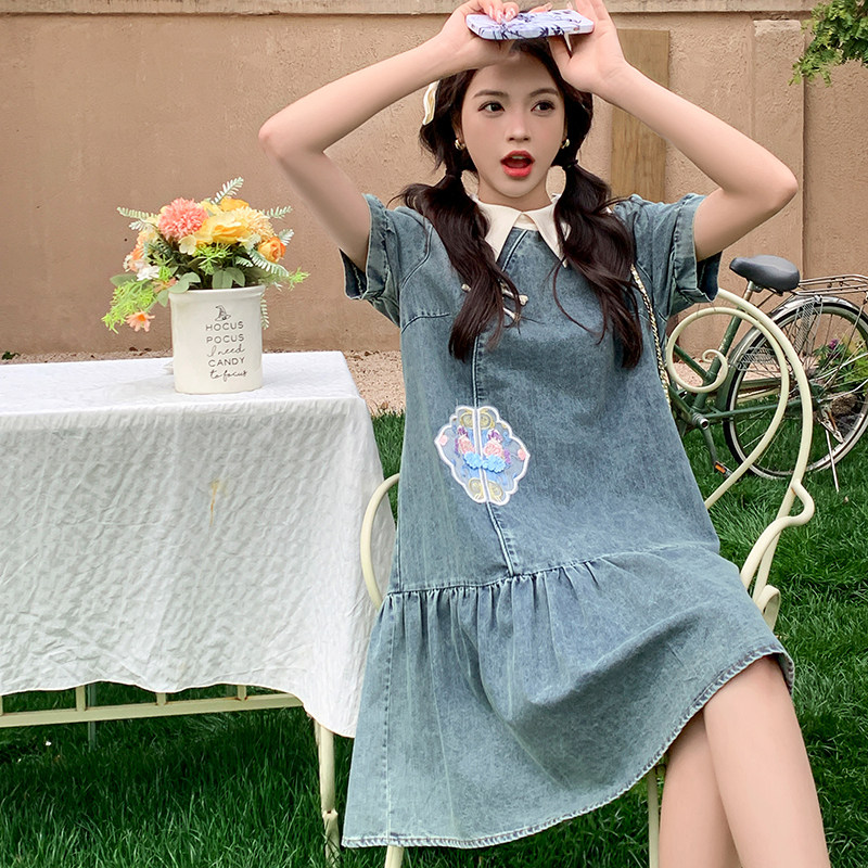 新中式国风刺绣牛仔连衣裙女2024夏季新款小个子宽松显瘦盘扣裙子,女装连衣裙,2C060