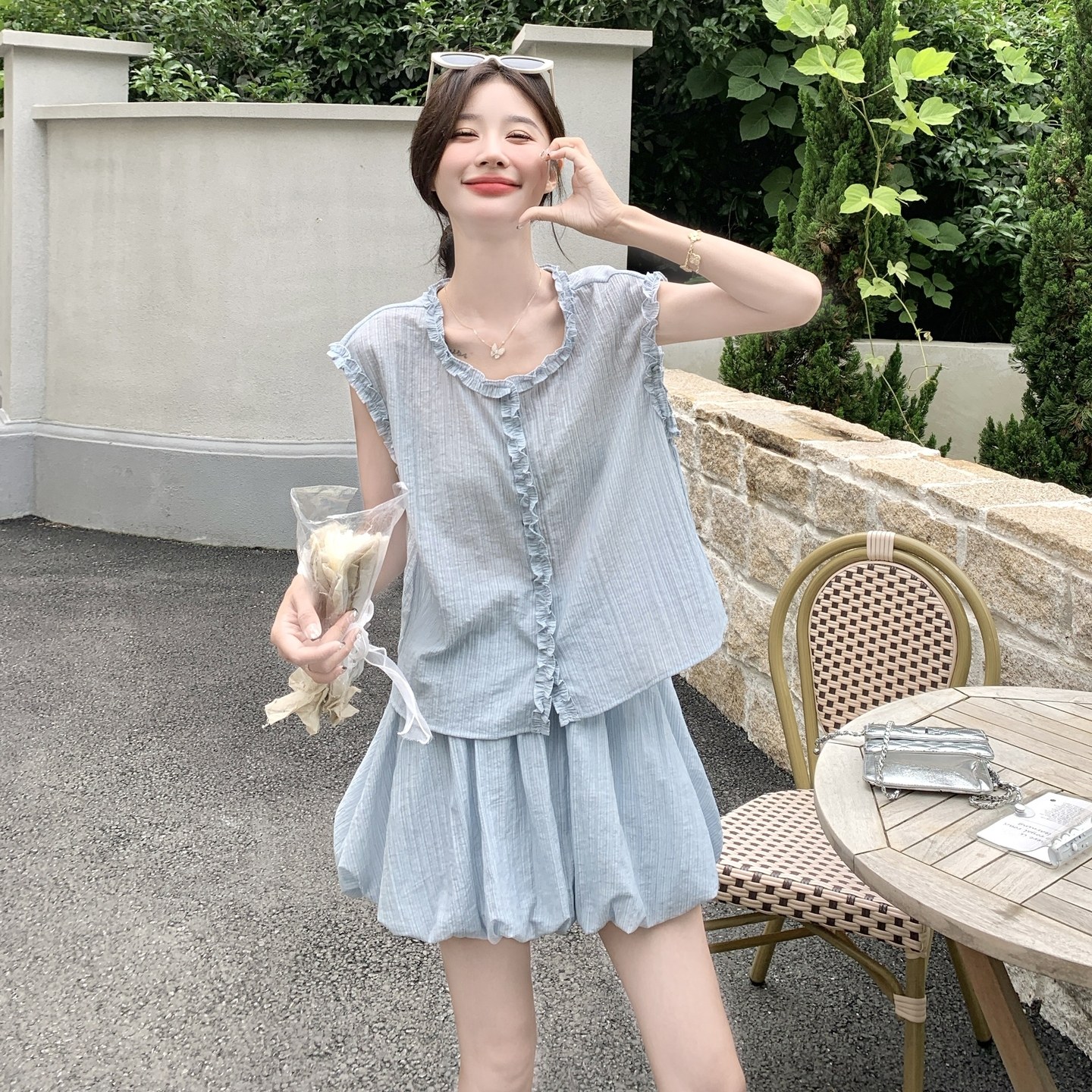 小个子俏皮减龄套装裙女2025年夏季新款花边马甲花苞半身裙两件套图片