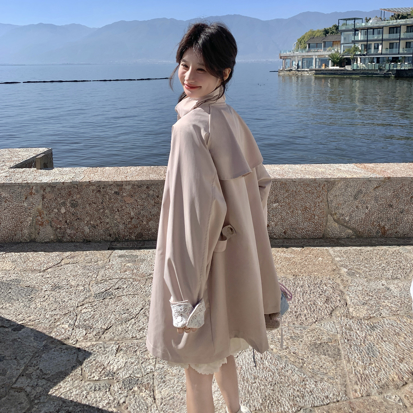 新款已出货粉色甜美蕾丝袖口风衣外套2B153-7003-P155-K248,女装风衣,2B153