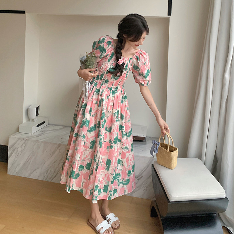 法式气质方领碎花连衣裙女夏2025年新款多巴胺泡泡袖收腰茶歇长裙,女装连衣裙,2C098