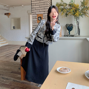 新中式盘扣上衣套装裙女2025春季新款水墨画外套吊带裙国风两件套图片