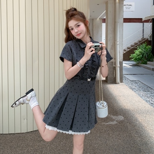 蕾丝拼接灰色波点连衣裙女夏2025新款收腰显瘦小个子衬衫裙俏皮图片