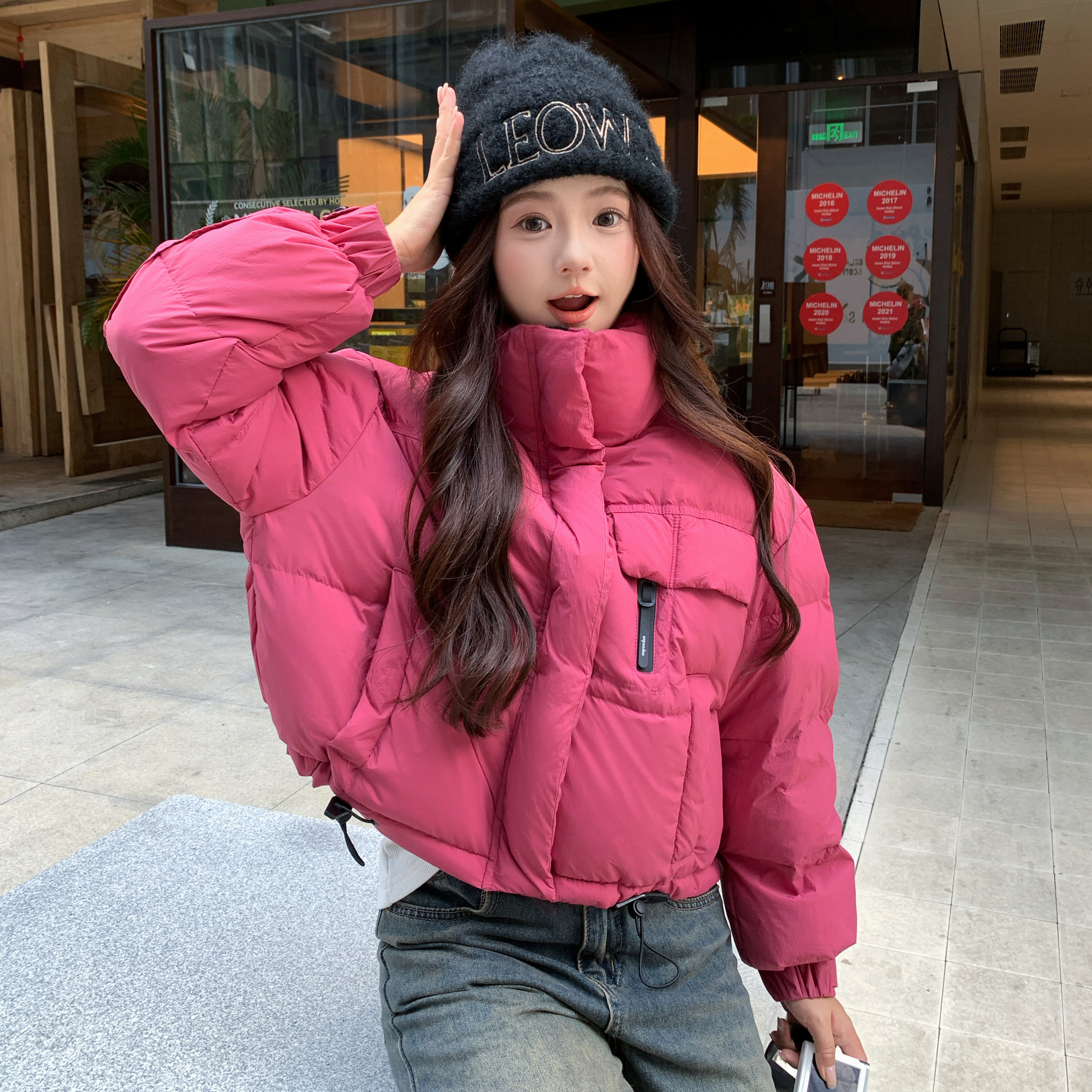 玫粉色爆款短款羽绒服外套女冬季2025新款白鸭绒小个子保暖面包服,女装羽绒服,2C122
