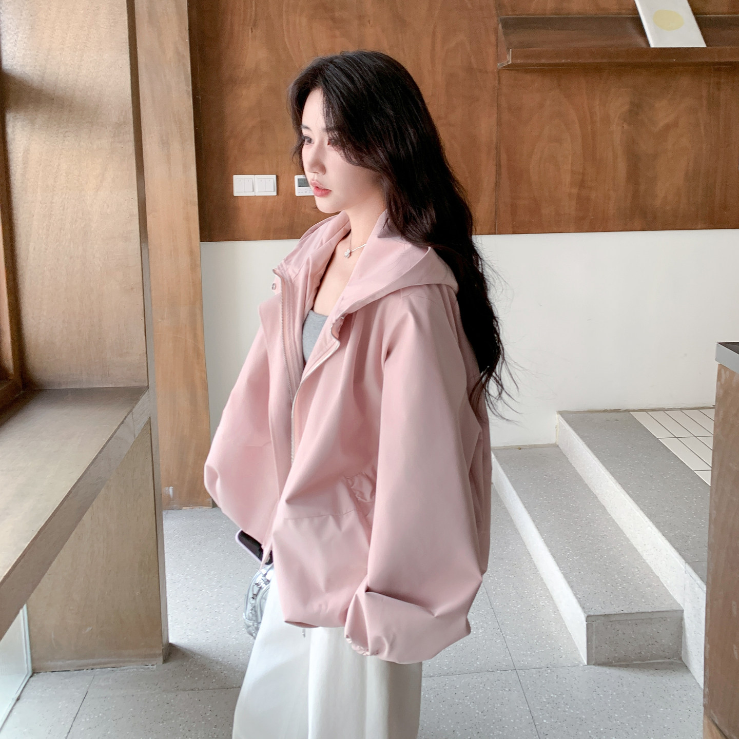 主推新款现货休闲范连帽短外套P150-K248,女装短外套,2B140