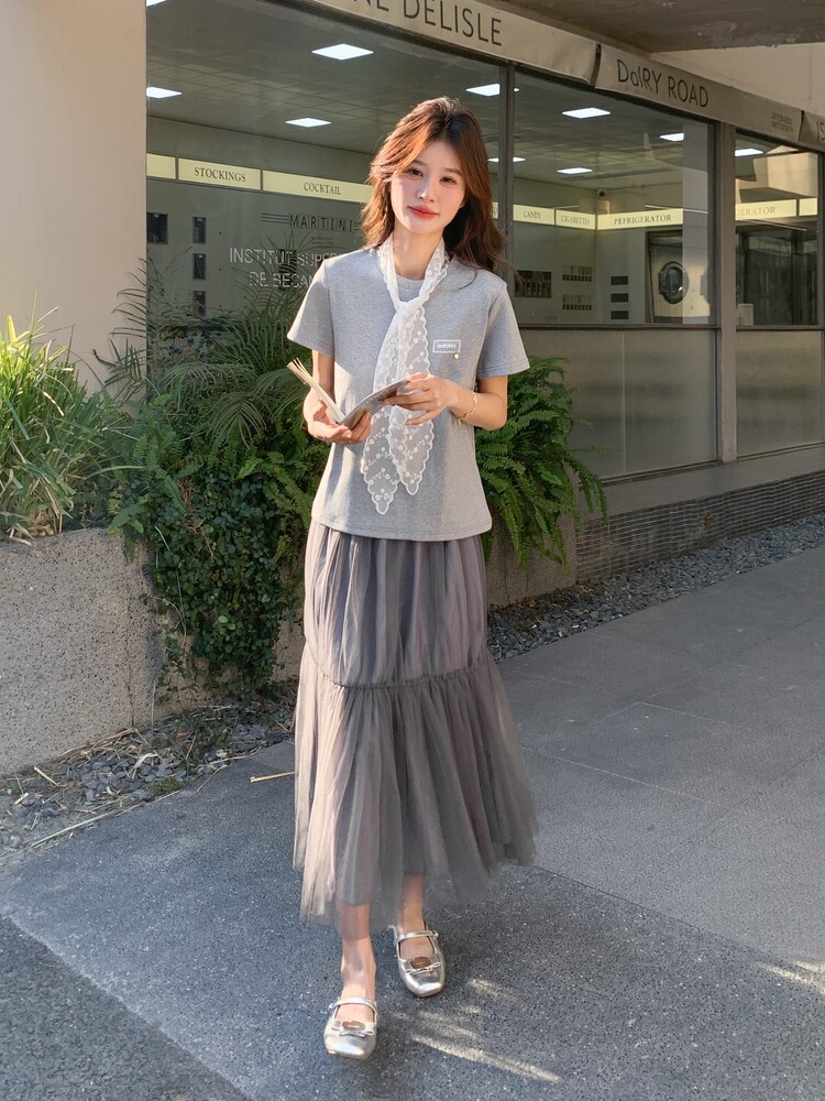 慵懒风穿搭蕾丝T恤套装女2025夏季新款韩系显瘦网纱半身裙两件套,女装套装/套裙,2C109