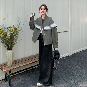 军绿色蕾丝拼接短外套女2025春季新款今年流行小个子宽松休闲夹克图片