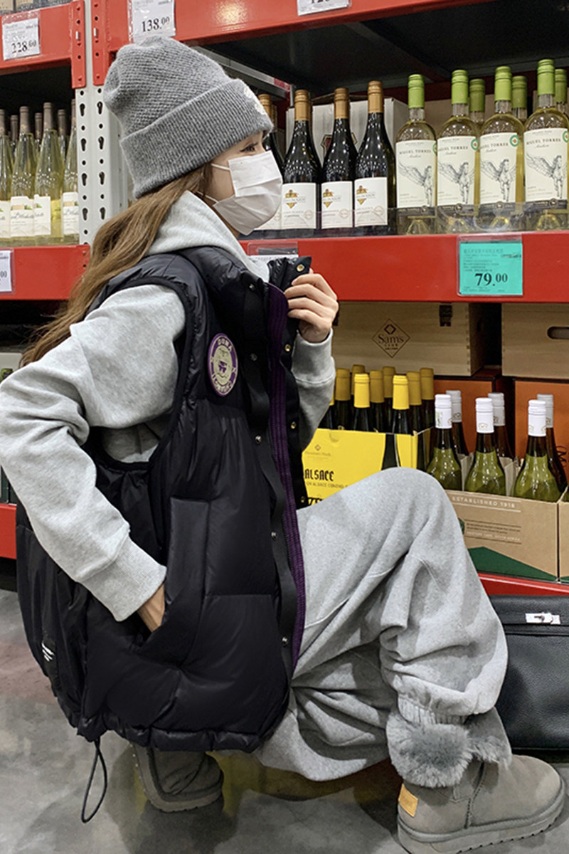 新款黑色羽绒服马甲女冬季2025新款短款小个子高级感韩版,女装羽绒服,2C177