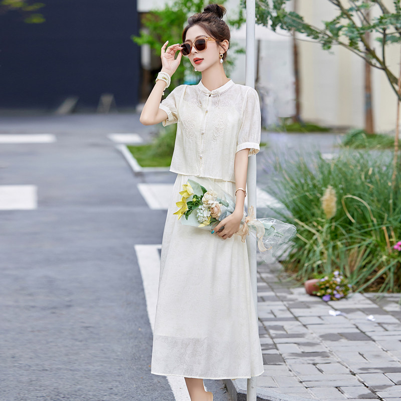 2025新款女装复古优雅盘扣显瘦减龄刺绣印花两件套套装裙,女装套装/套裙,丽莎妳雅