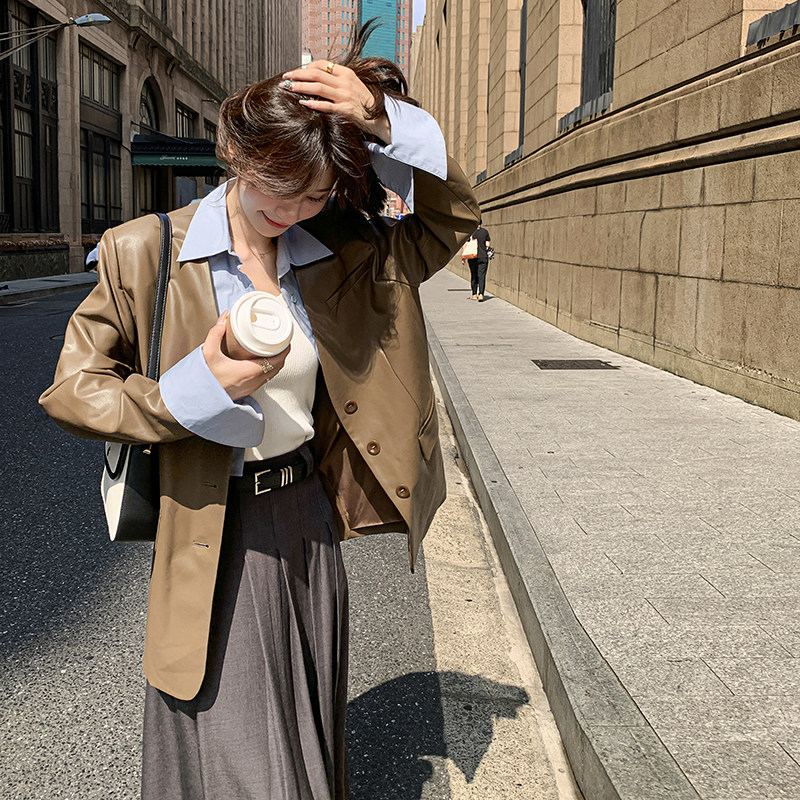 咖色假两件皮衣外套女春秋2025新款美拉德港风pu皮西装夹克,女装皮衣,2C132