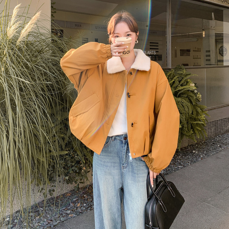 橘黄色加厚工装夹克外套2025新款女冬宽松高级感短款毛绒翻领棉服,女装棉衣/棉服,2C159
