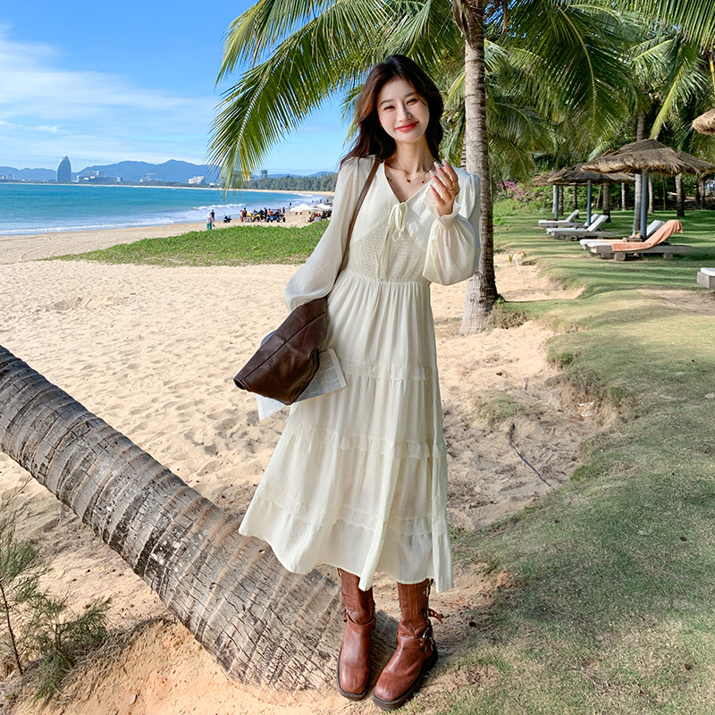 旅游度假穿搭皮马甲配白色连衣裙女春秋2025超火独特绝美长裙套装,女装连衣裙,2C159