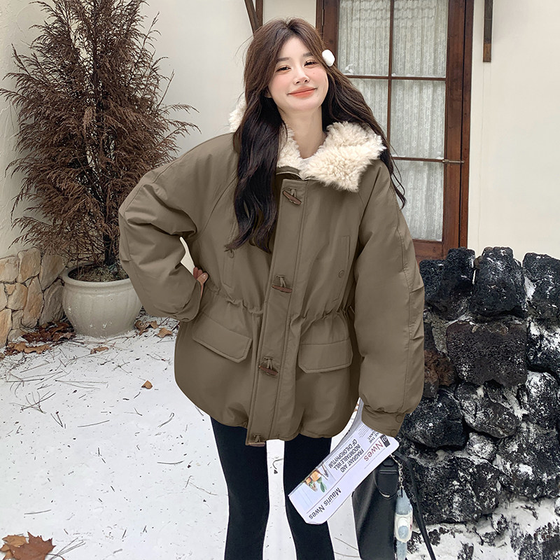 现货牛角扣加厚羊羔毛连帽休闲派克服5832-P275-K408,女装派克服,2C159