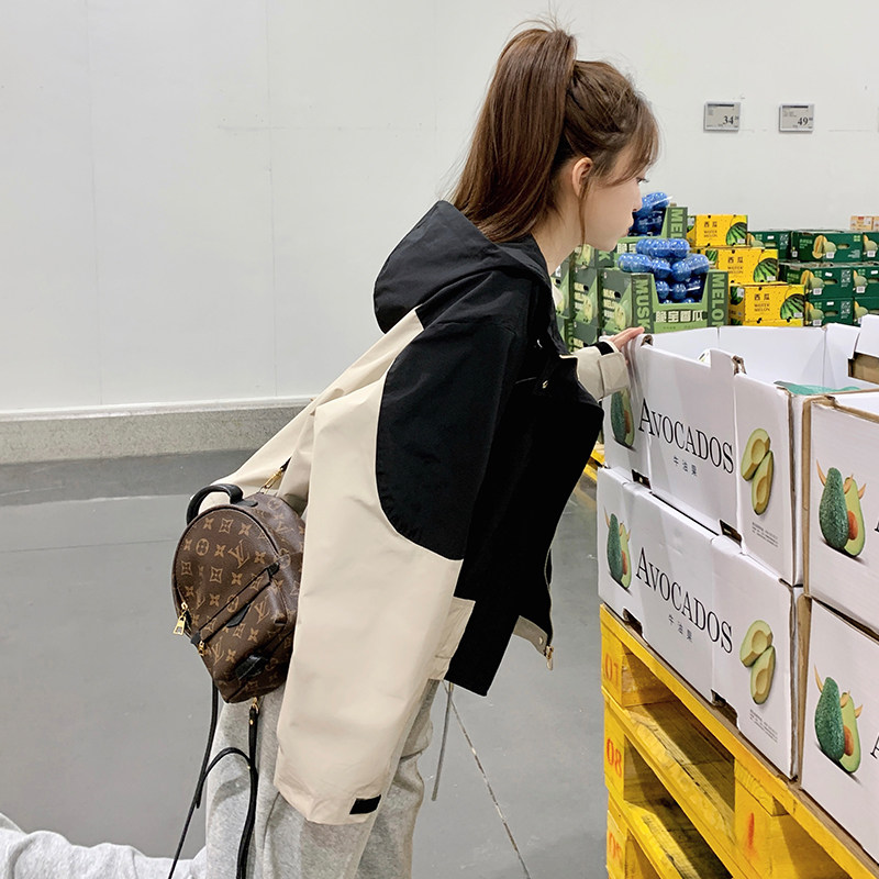 拼色连帽黑色工装外套女2024年春秋新款韩版设计感小个子夹克上衣,女装短外套,2C056