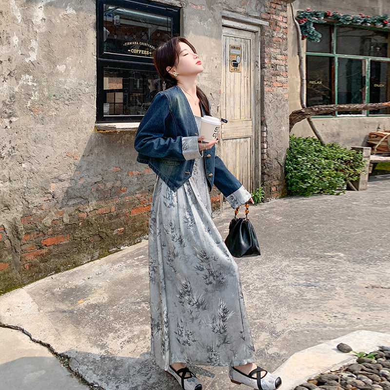 [现货]新款复古风花色吊带连衣裙牛仔两件套装F510-P145-K225，女装套装/套裙，2C255