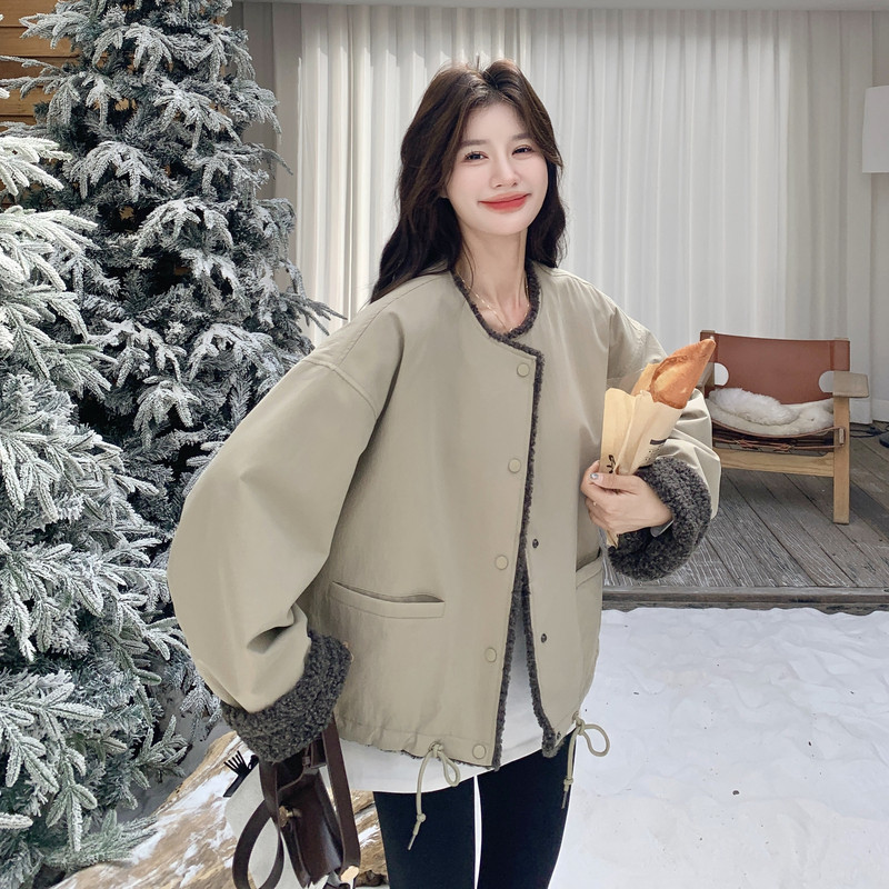 卡其绿工装派克服女秋冬2025新款皮毛一体加厚加绒爆款巨好看棉服,女装短外套,2D013