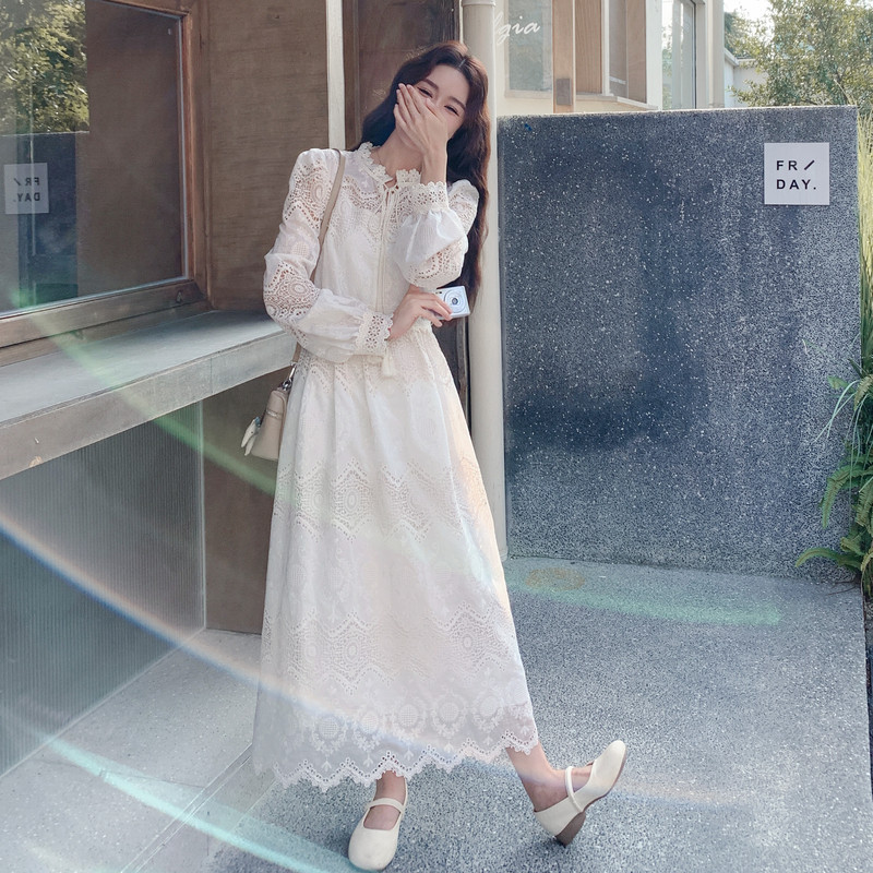 法式温柔风蕾丝花边拼接连衣裙女秋季2025新款独特漂亮巨好看裙子图片
