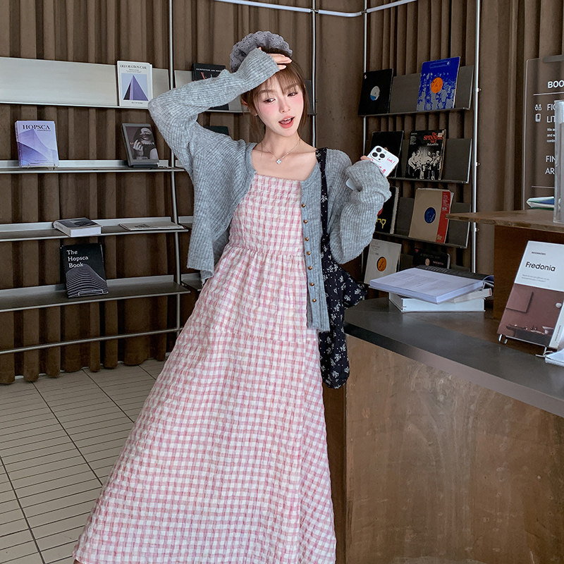 温柔风穿搭粉色格纹吊带裙女夏季新款超好看休闲减龄甜美连衣裙潮,女装连衣裙,2C109